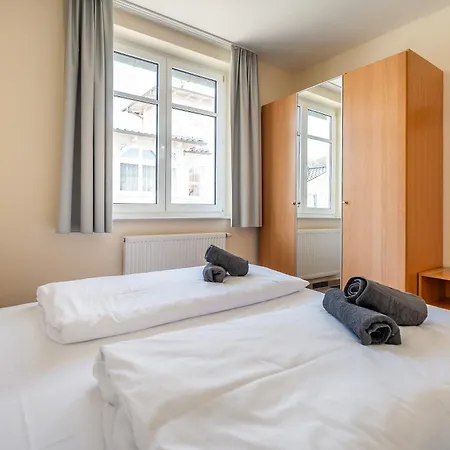 Hildegard 7- 200 Meter-zentrum Von * Binz